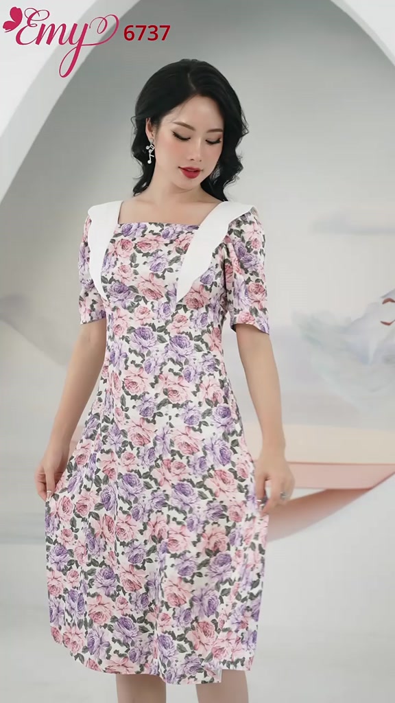 Đầm EMY EM6737 Xoè Cổ Vuông Phối