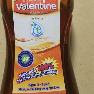 NƯỚC SÚC MIỆNG VALENTINE FOR KISSES (500ML)