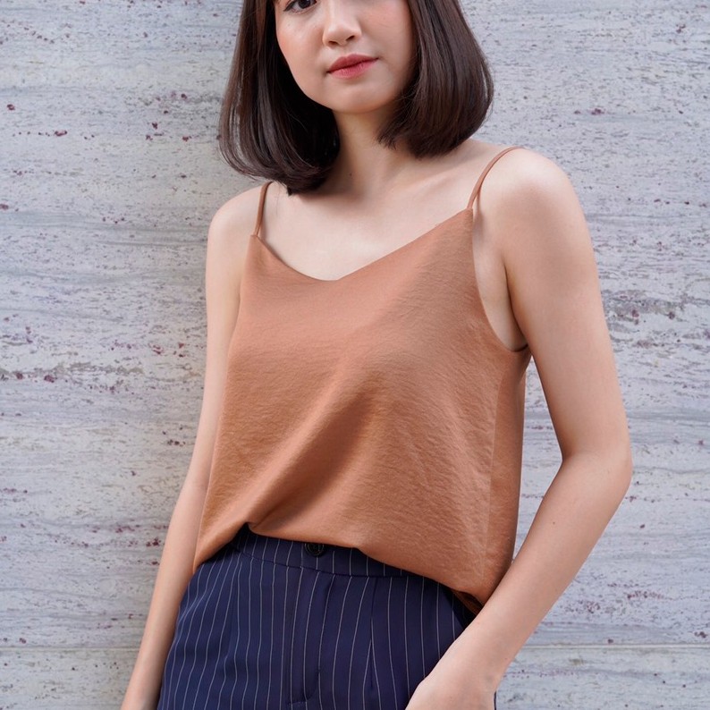 Áo hai dây cổ tim- áo 2 dây LỤA HÀN cao cấp-mặc 4 mùa