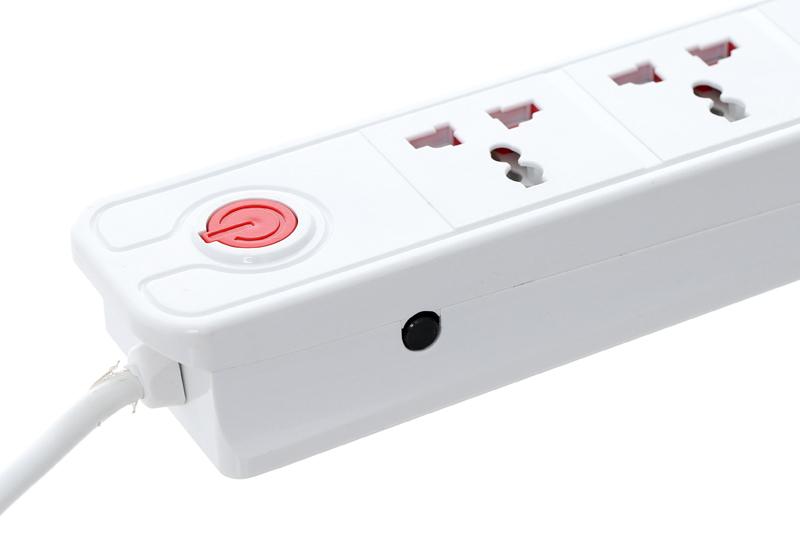 Ổ cắm điện 3 lỗ 2 USB 2m Điện Quang DBW103USB