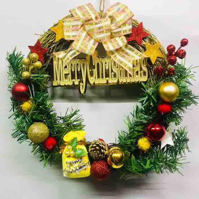 Vòng nguyệt quế treo cửa trang trí Noel