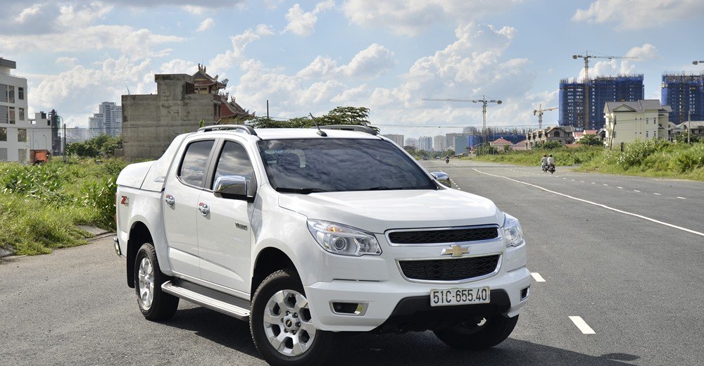 ĐÈN HẬU CHEVROLET COLORADO