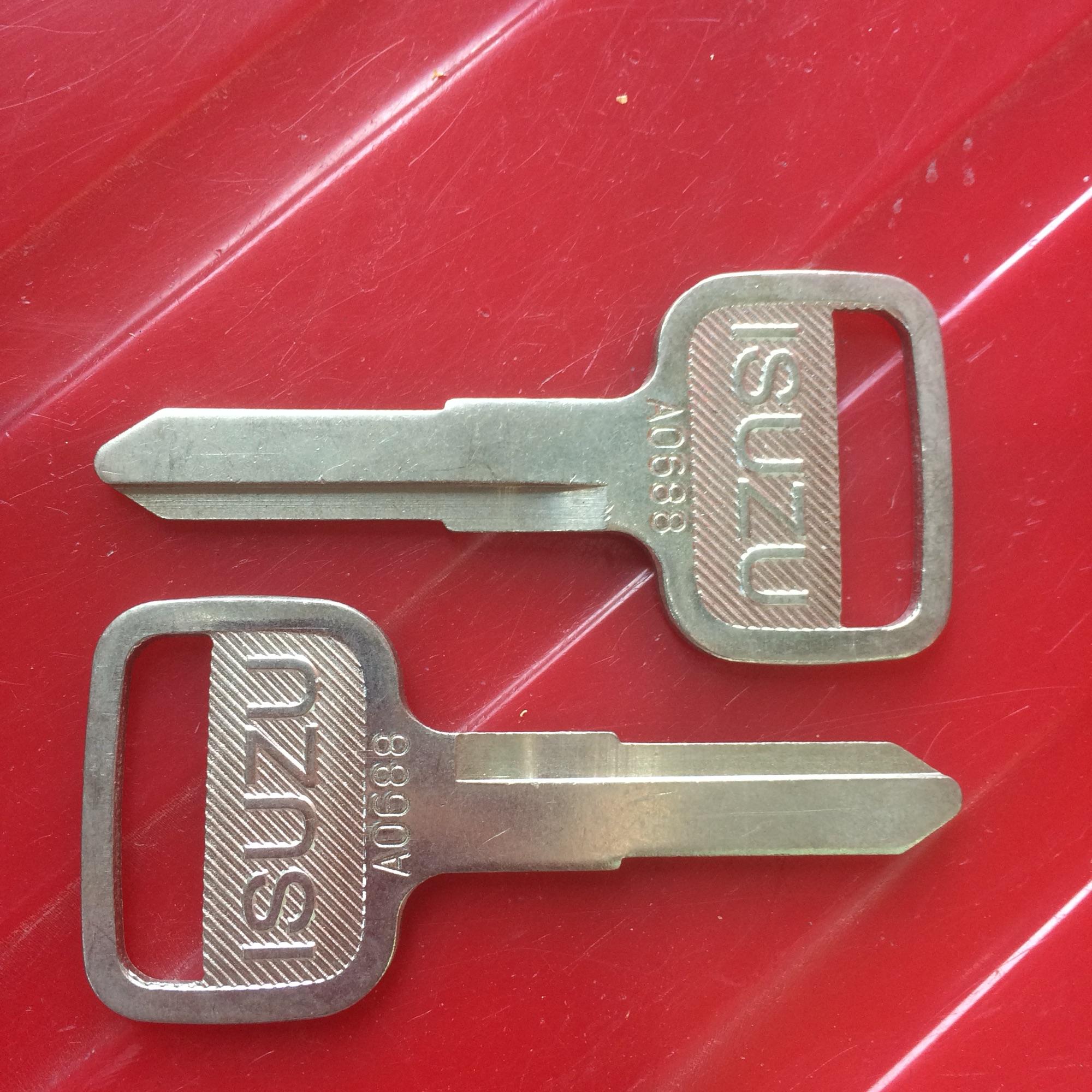 Phôi chìa khoá ISUZU combo 2 phôi