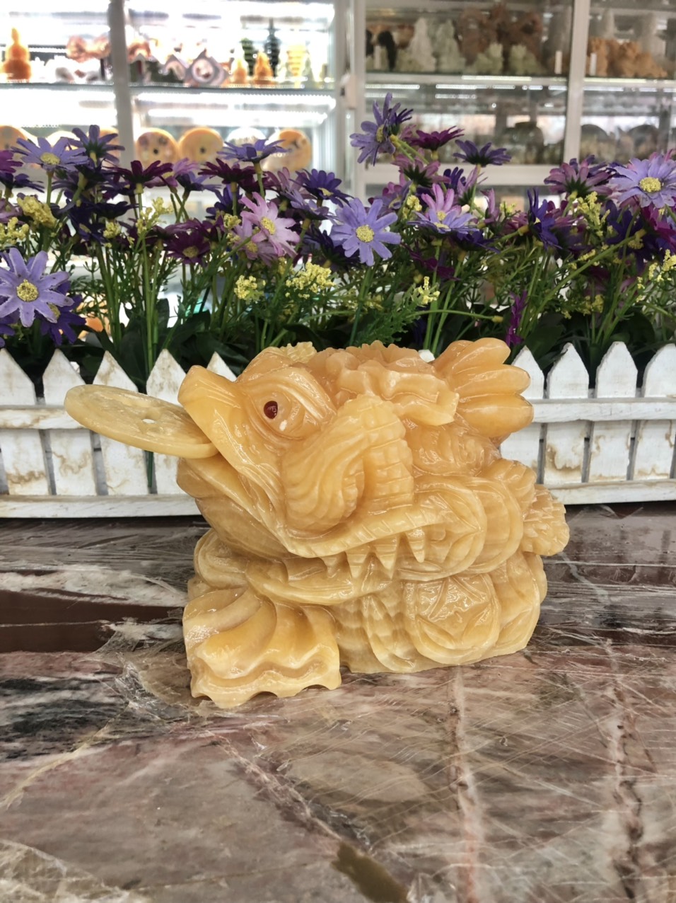 Tượng Cóc Ba Chân, Cóc Ngậm Tiền, Thiềm Thừ cõng bắp cải phong thủy đá ngọc hoàng long - Dài 15 cm