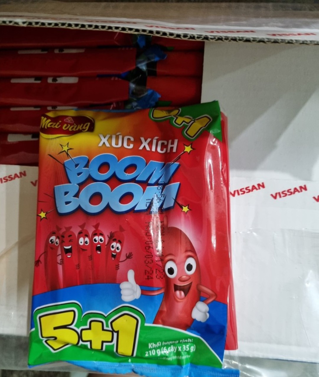 (Mẫu mới) Thùng Xúc Xích Boom Boom 120 Cây Lớn ( 20 bịch x 35g/Cây)