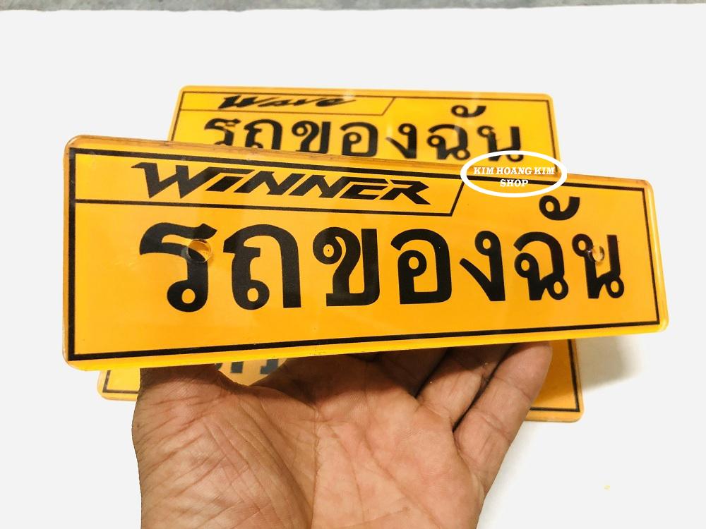 Bảng Tên Thái nhỏ gắn WINNER siêu rẻ