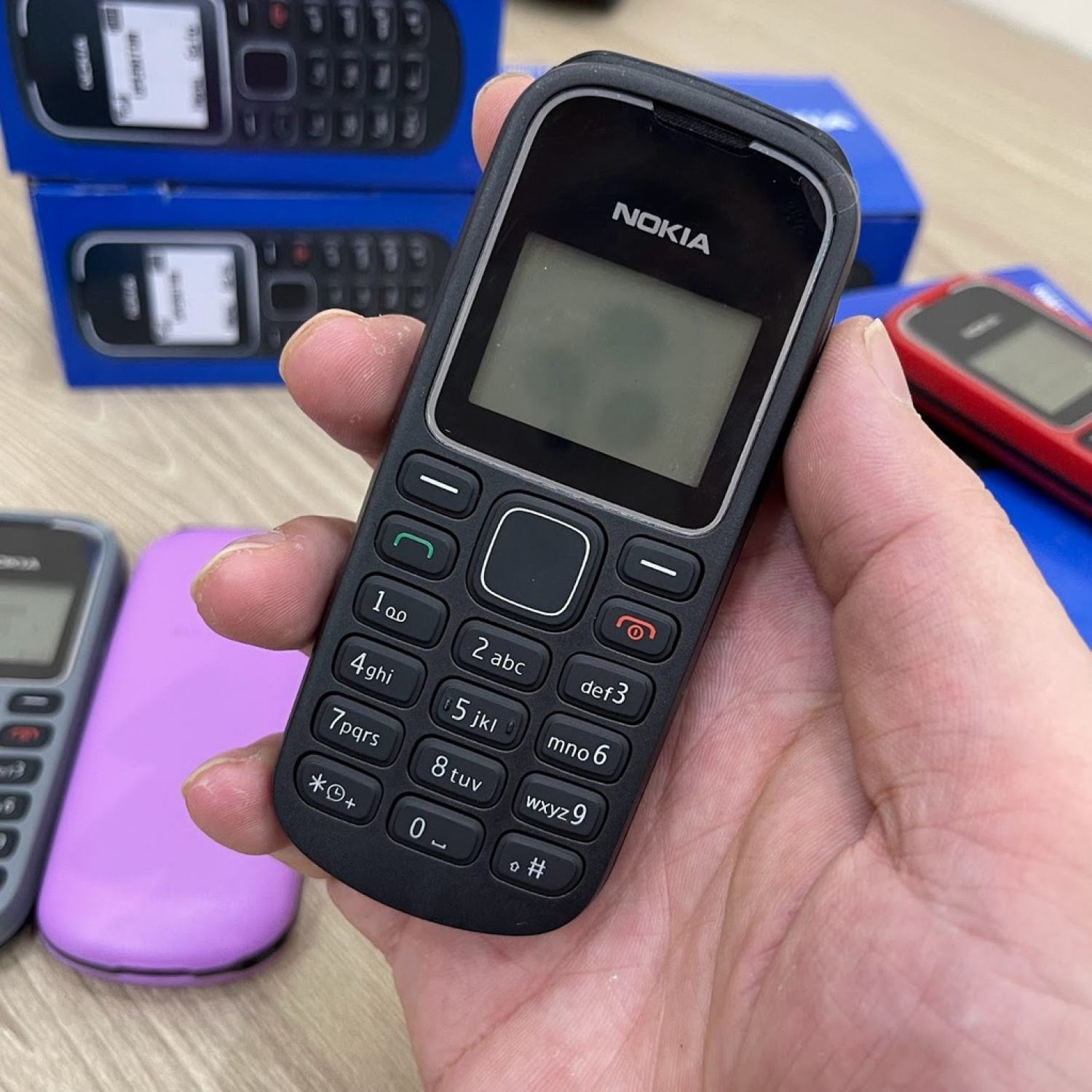 Điện thoại Nokia 1280 FullBox - Có đủ pin và sạc