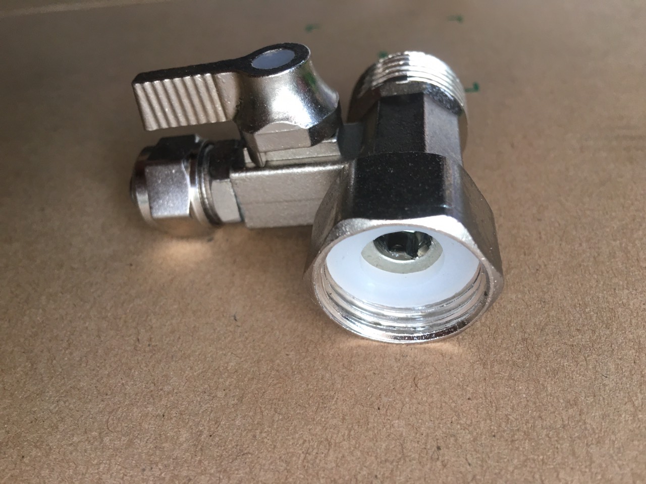 (HCM) Khóa Cấp Nước Đúc Liền Ren 21 Dây 10mm (Van Khóa Máy Lọc Nước)