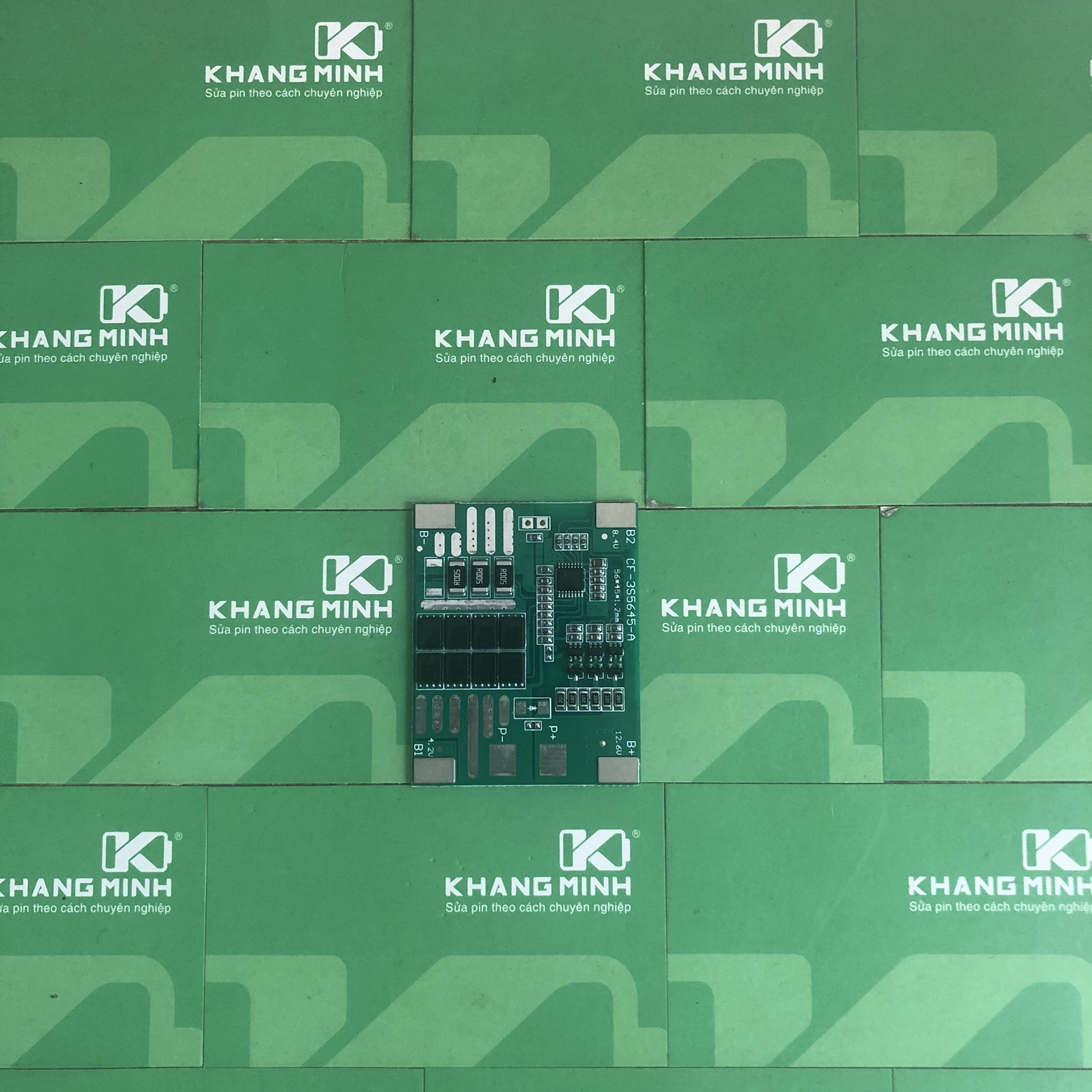 [HCM]Mạch 3S 12.6V 30A mini sạc cân bằng và bảo vệ pin Li-ion 3.7V đầy tự ngắt