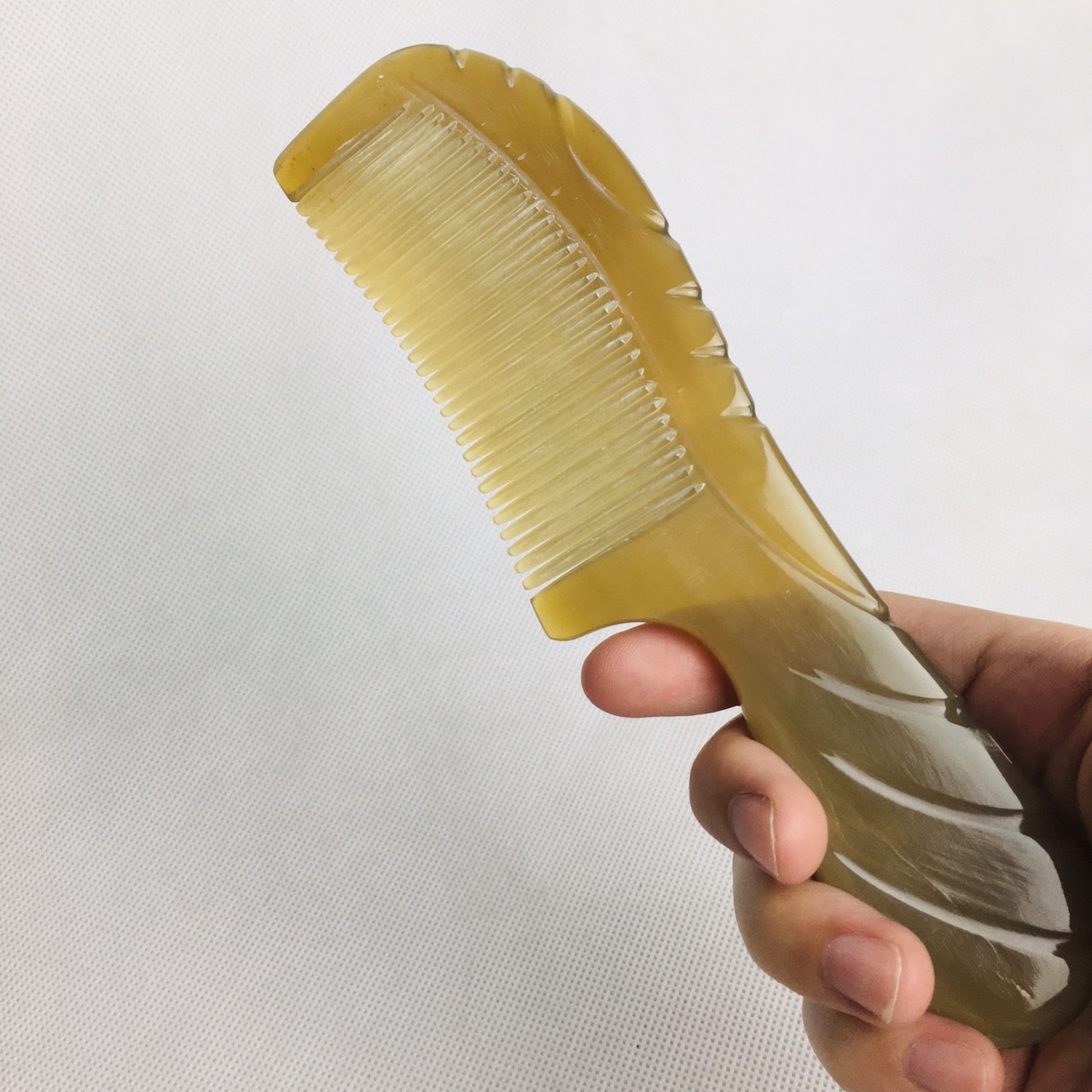 Lược Chải Tóc Bằng Sừng