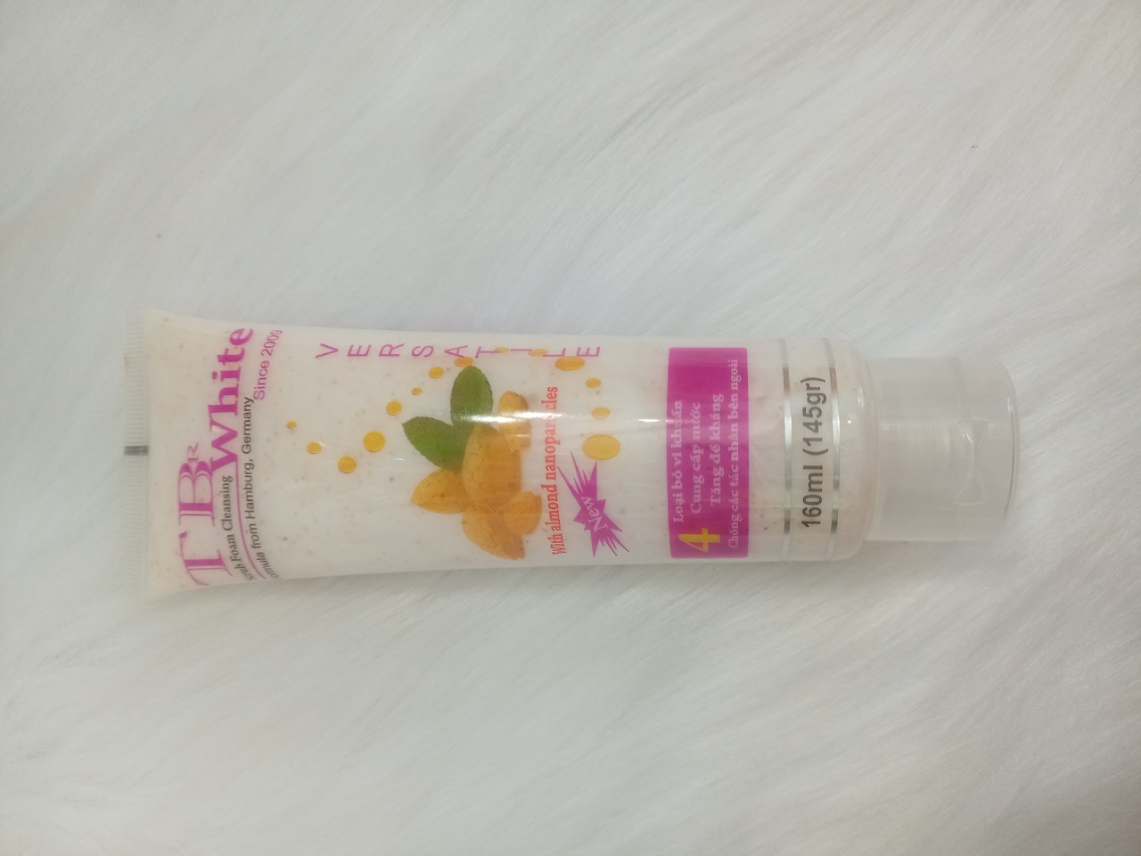 Sữa rửa mặt TB White 160ml