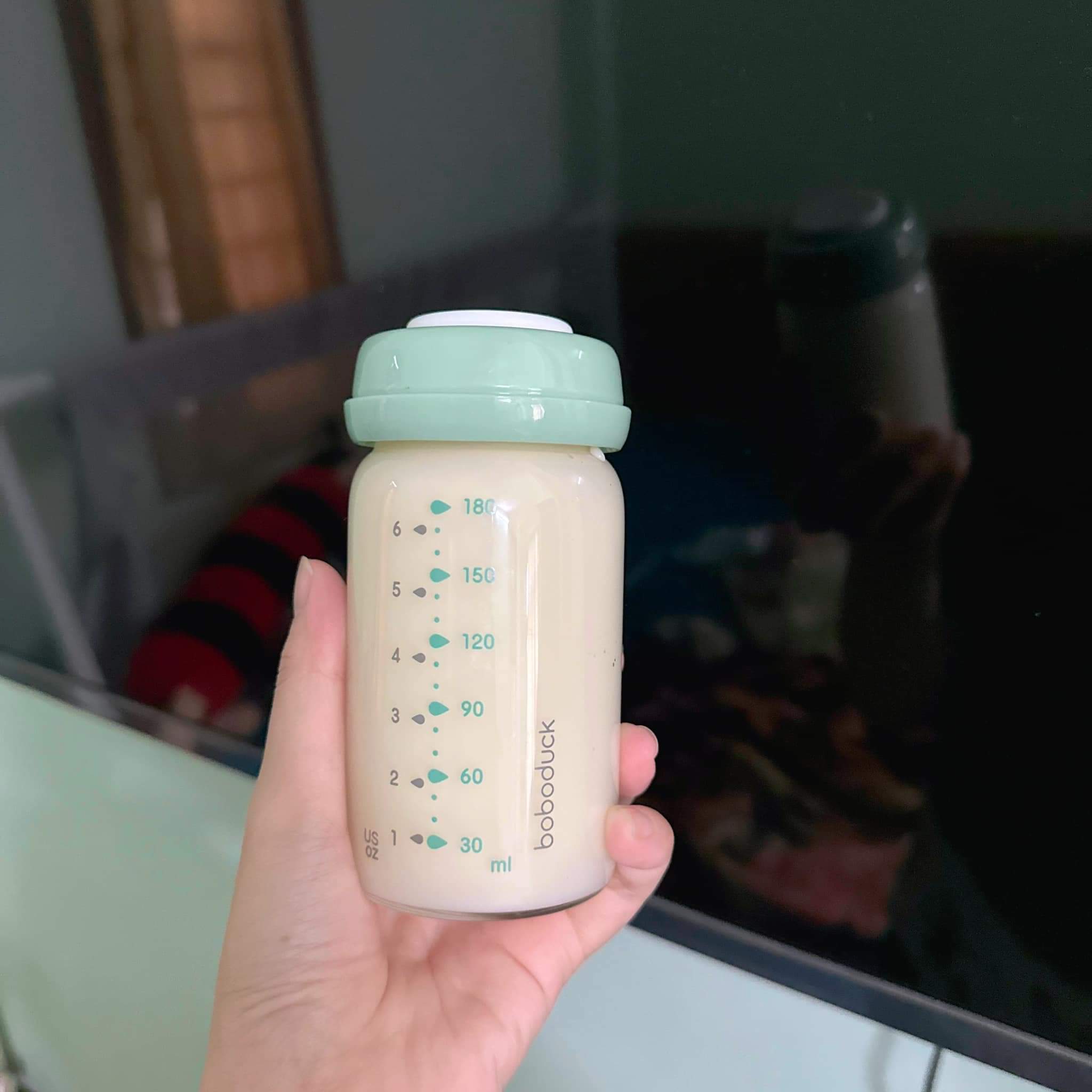 BÌNH TRỮ SỮA THUỶ TINH BOBODUCK 180ML
