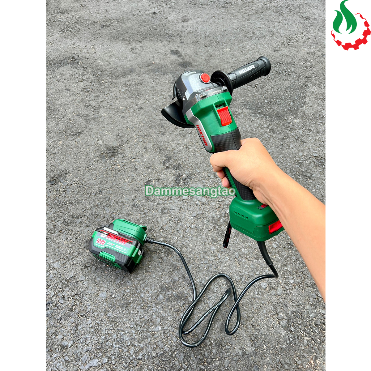 Máy mài góc pin 21V Dekton M21-AG9600 (Công tắc trượt)