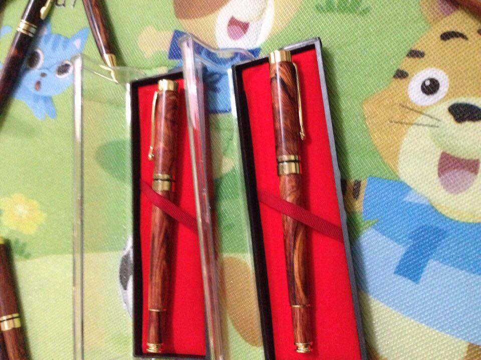 bút bi gỗ huyết long