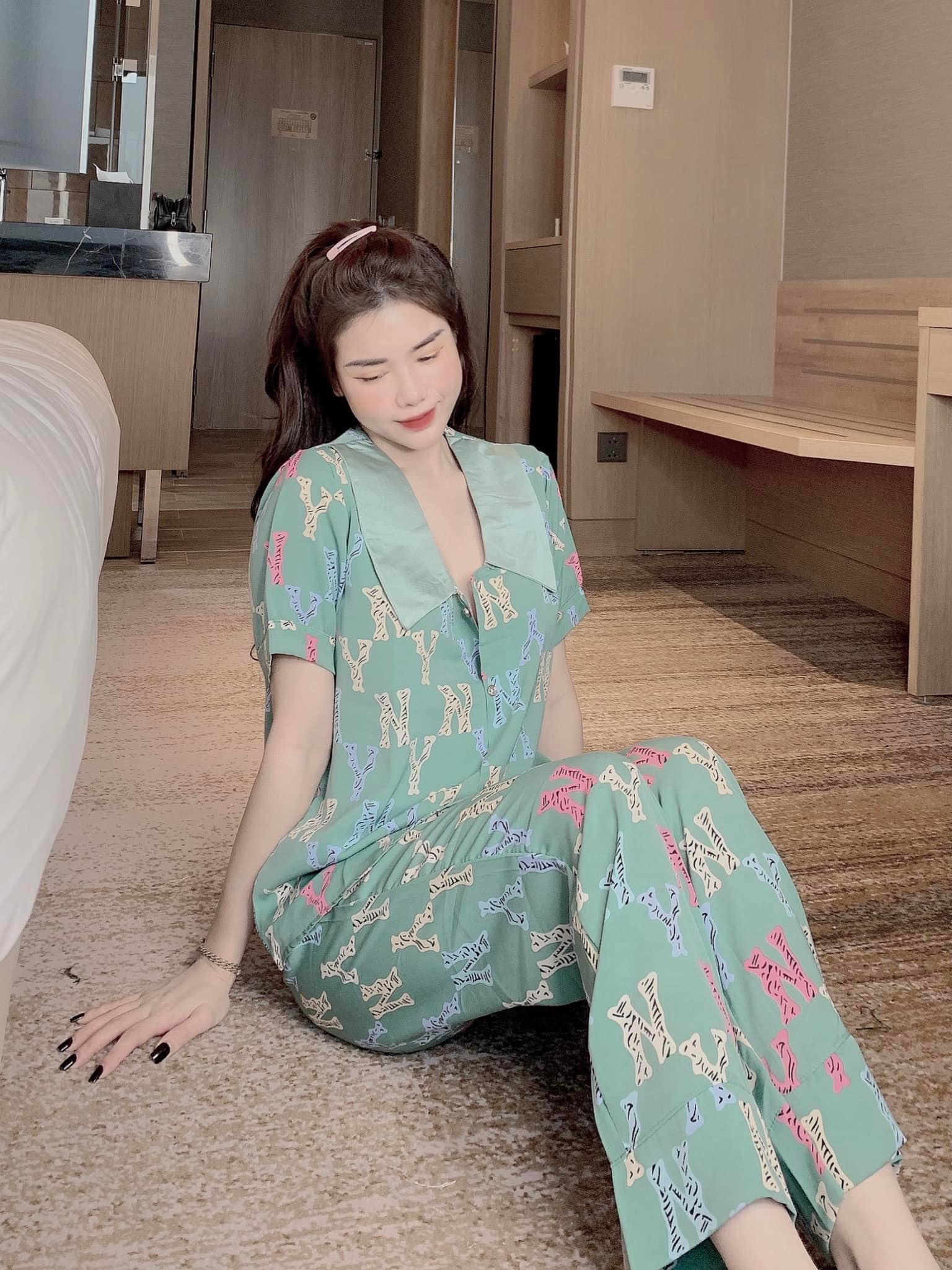 (XẢ HÀNG CUỐI NĂM) Bộ Pijama lụa Mango cao cấp size 40-60kg