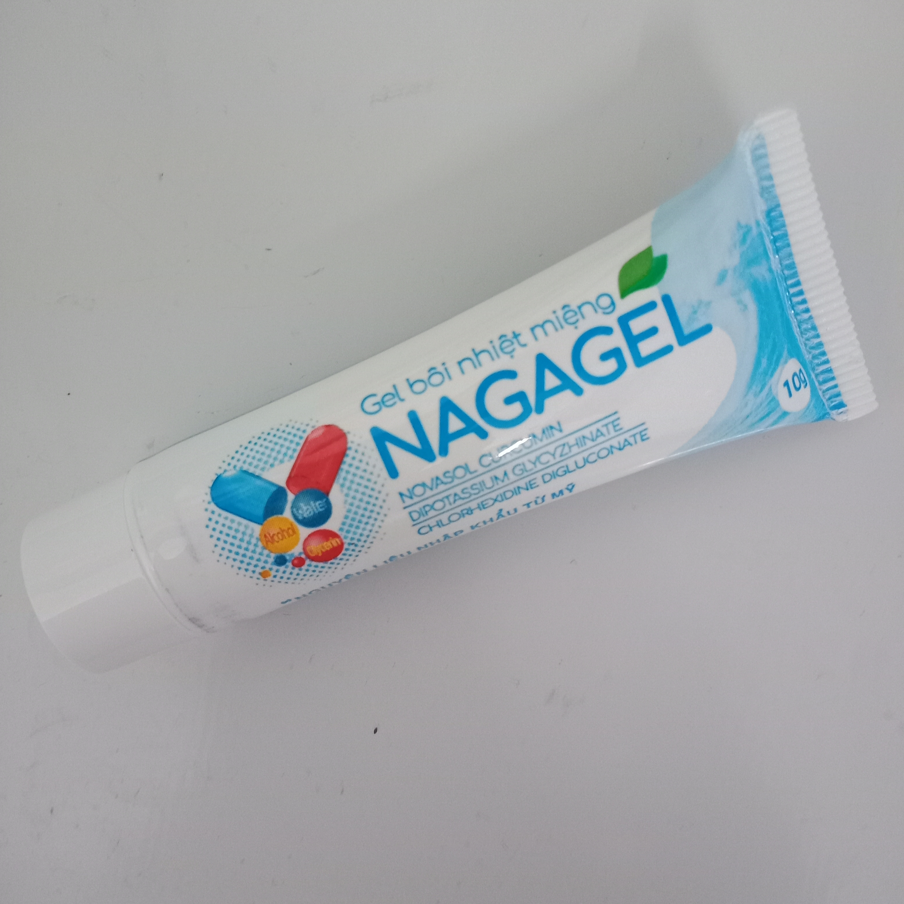 Gel bôi nhiệt miệng thảo dược NAGAGEL ( tuýp 10g)