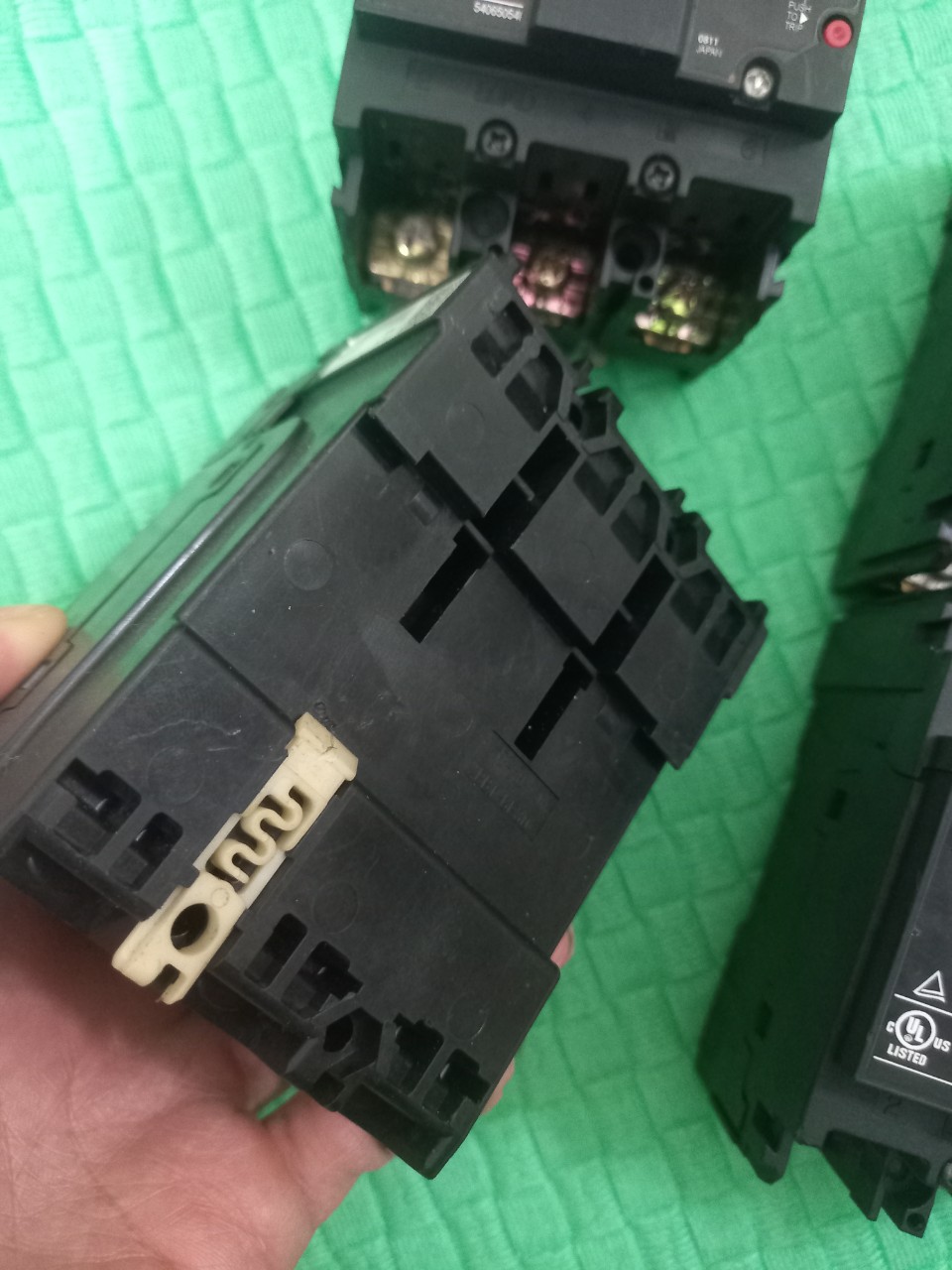 APTOMAT NHẬT BẢN 3 PHA  5A ĐẾN 100A 380V
