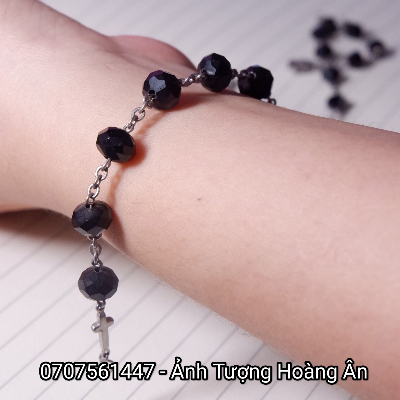 LẮC TAY VÒNG TAY CHUỖI HẠT PHA LÊ MÀU ĐEN