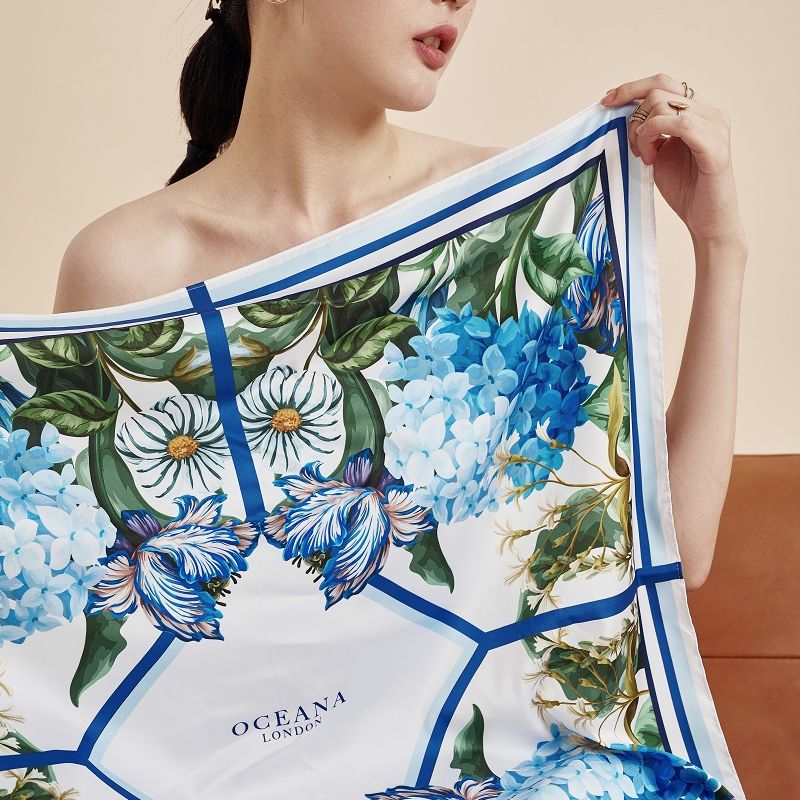 Oceana London - Khăn lụa vuông Rani Scarf