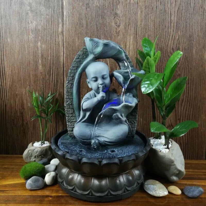 Thác nước phong thuỷ Đức Phật