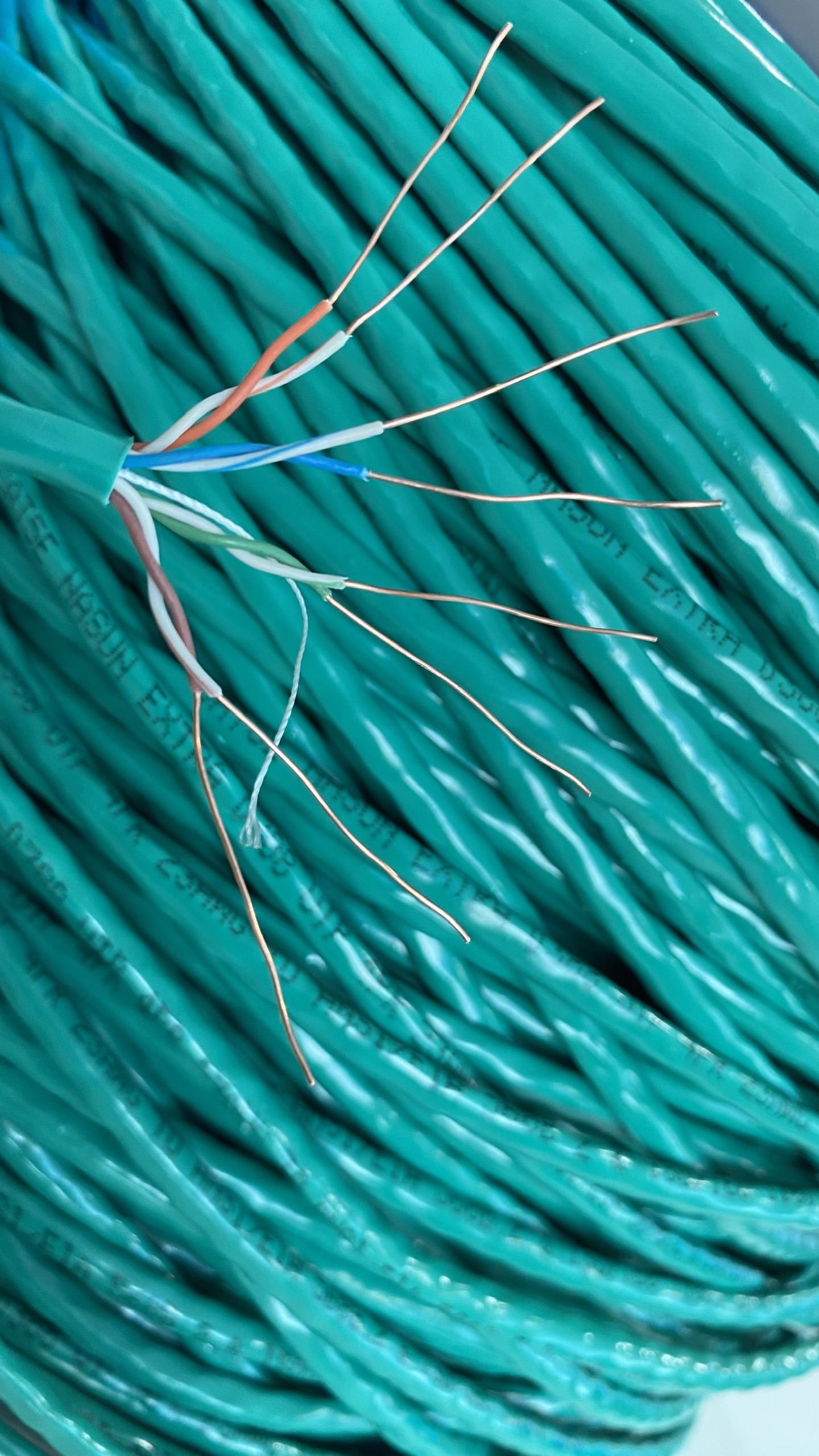 (Cuộn 305m). Dây mạng Cat5e Nasun EXTRA 0388