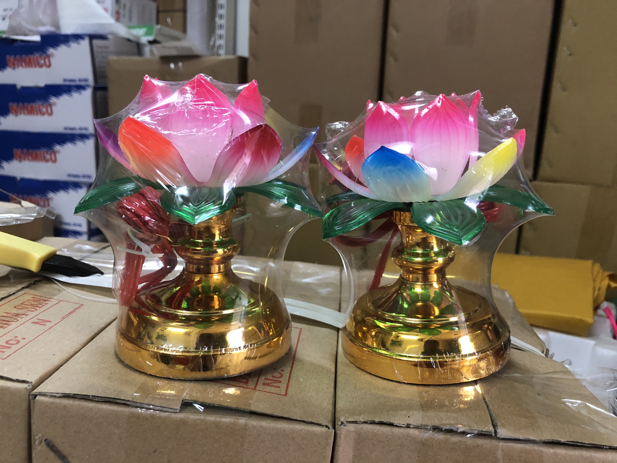 [HCM]Bộ đèn bàn thờ hoa sen (Nhỏ)