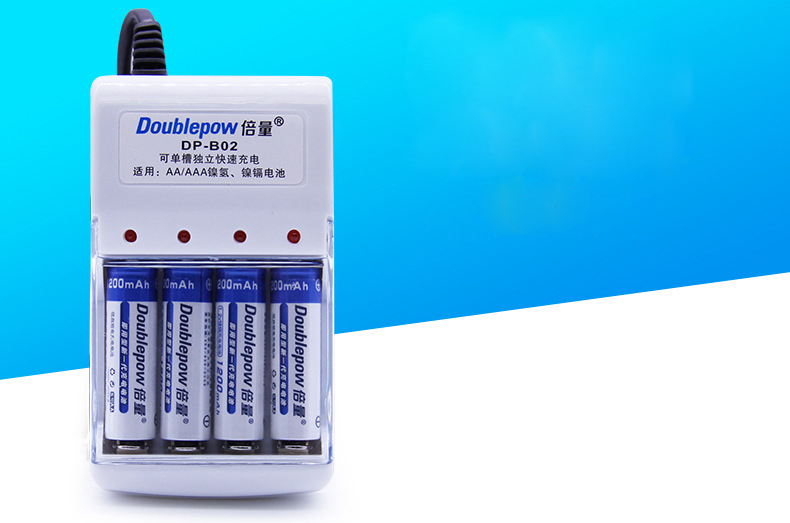 Bộ sạc + 4 pin Double 1200mah