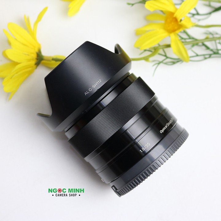 Ống kính Sony E 35mm f1.8 OSS