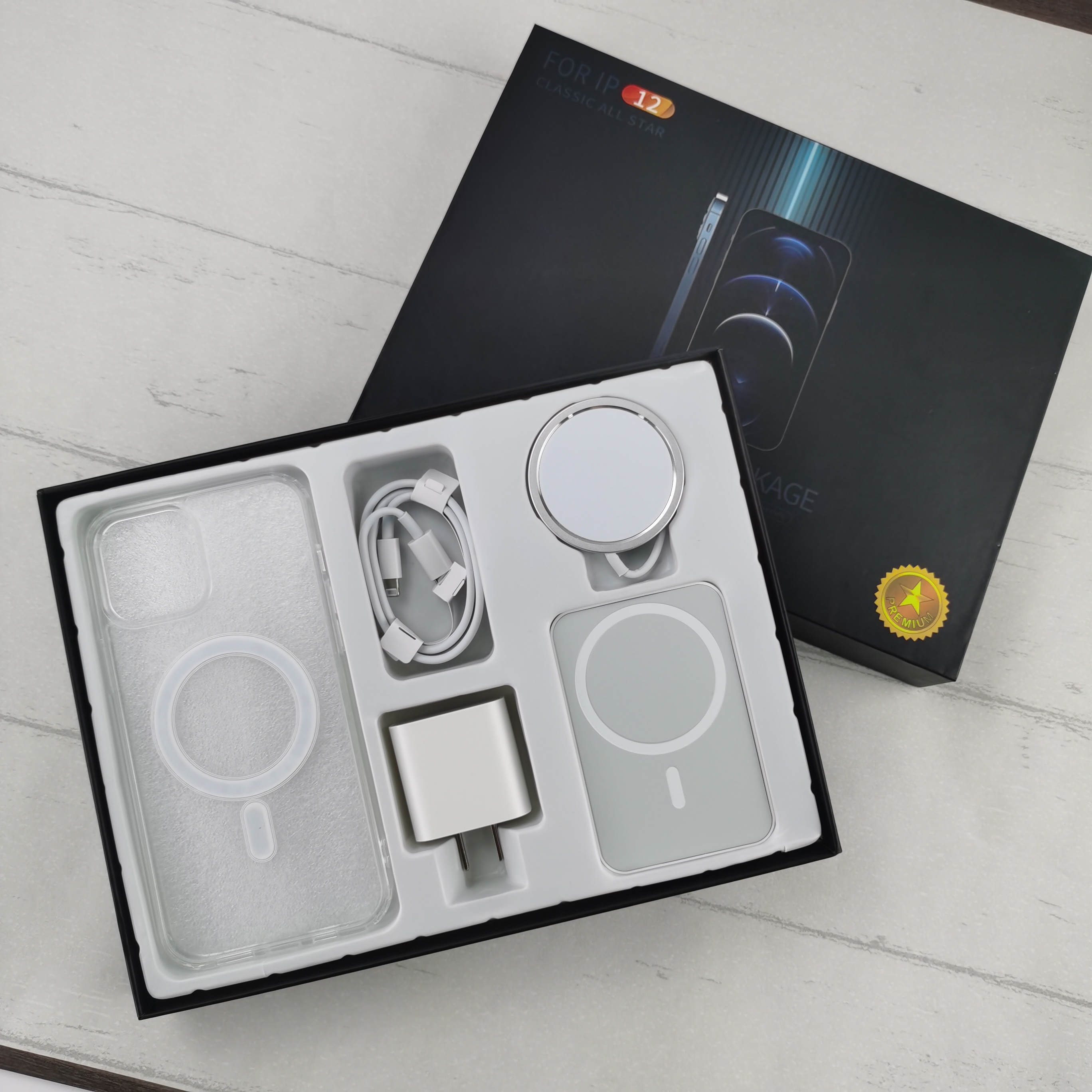 Combo Quà Tặng Phụ Kiện Cao Cấp Cho Iphone 13 Series
