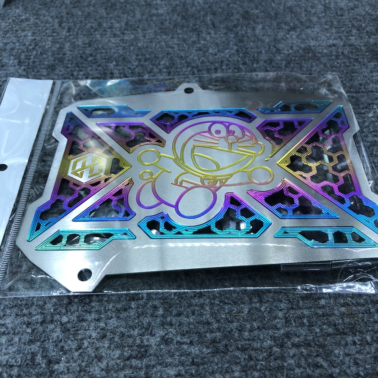 Che Két Nước Titan Hình Doremon Winner V1 / Sonic