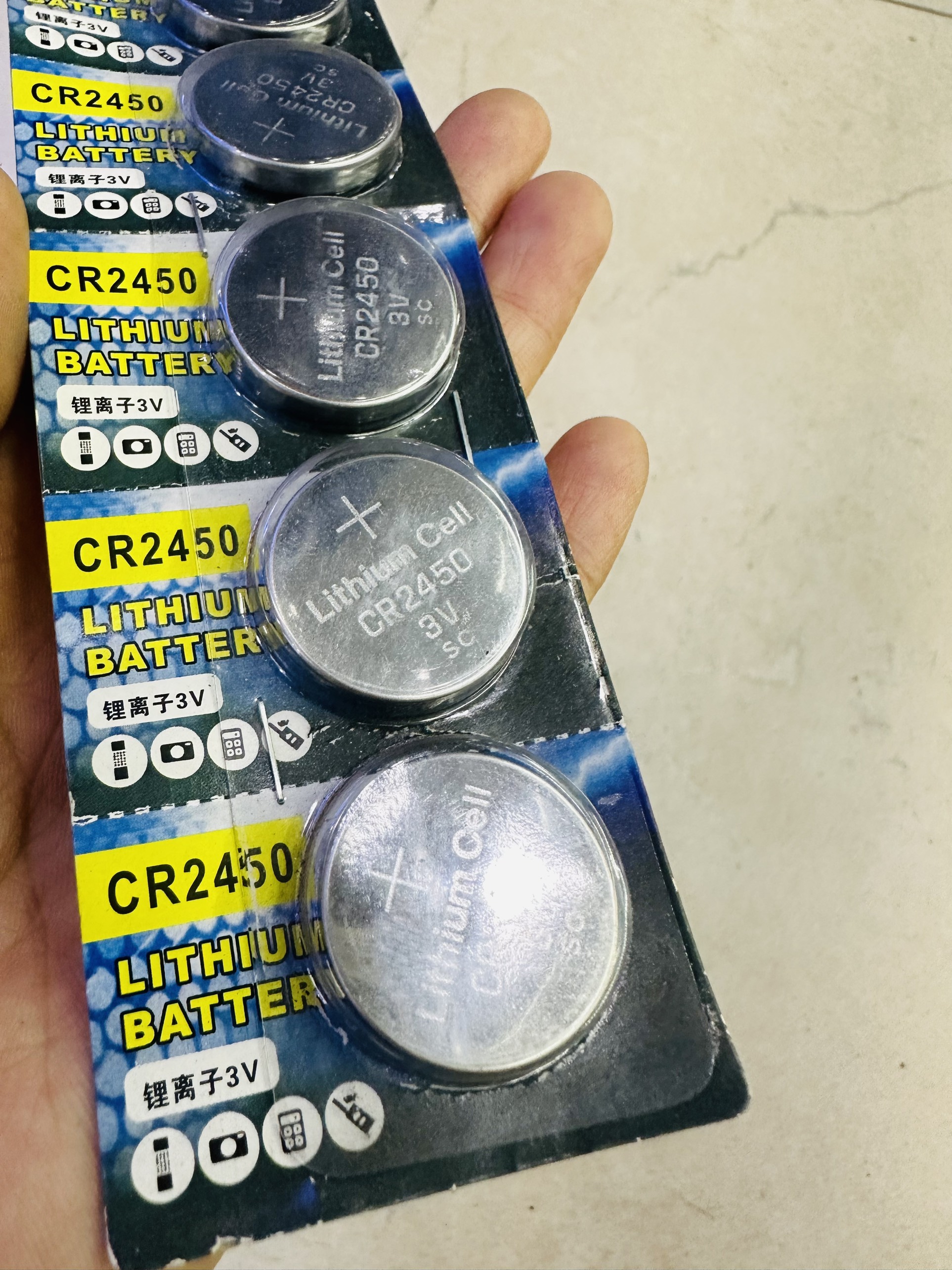 Pin tròn nút áo mã CR2450 3V (vỉ 5 viên pin)