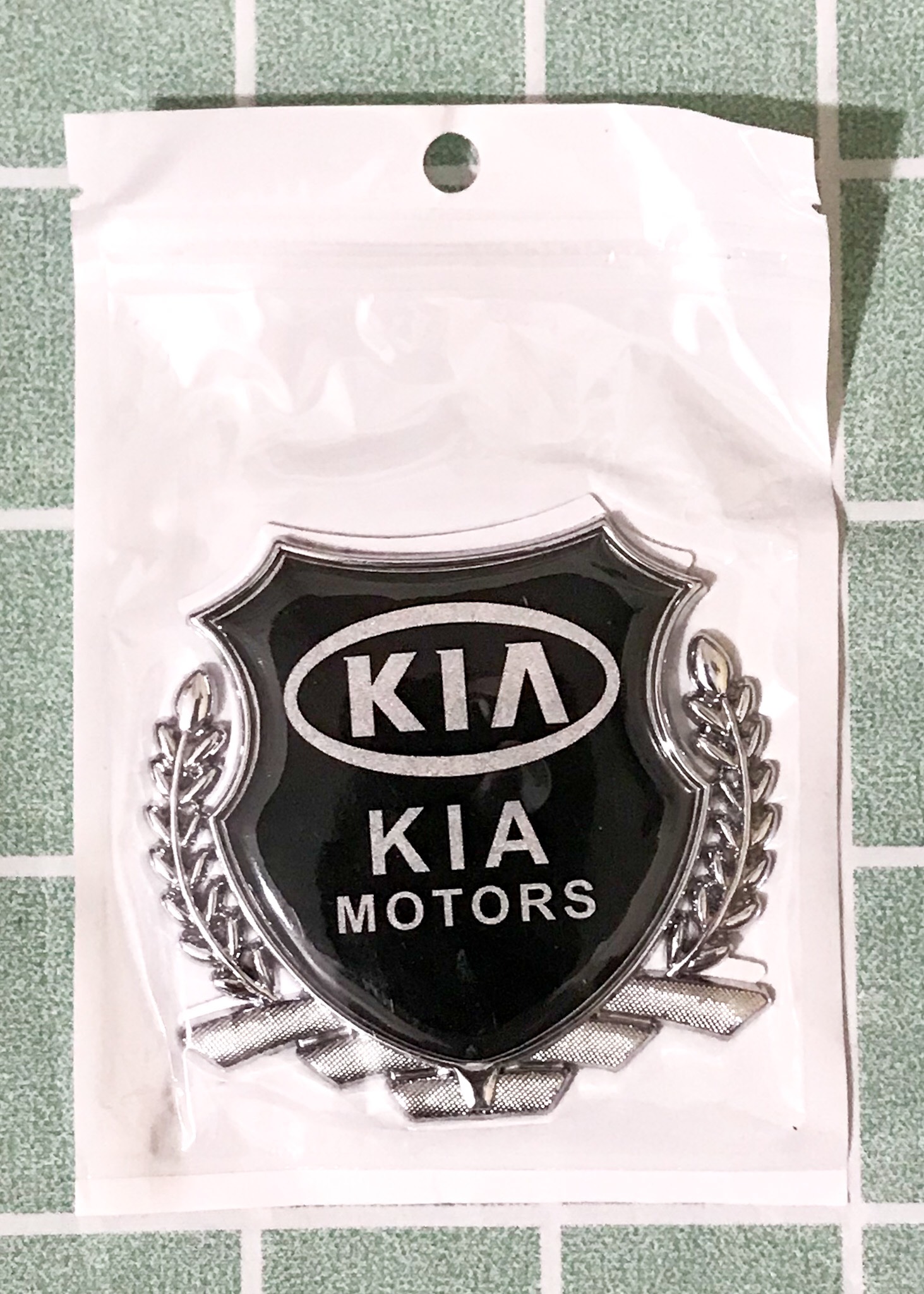 Logo Bông Lúa Viền Bạc Hãng Xe KIA