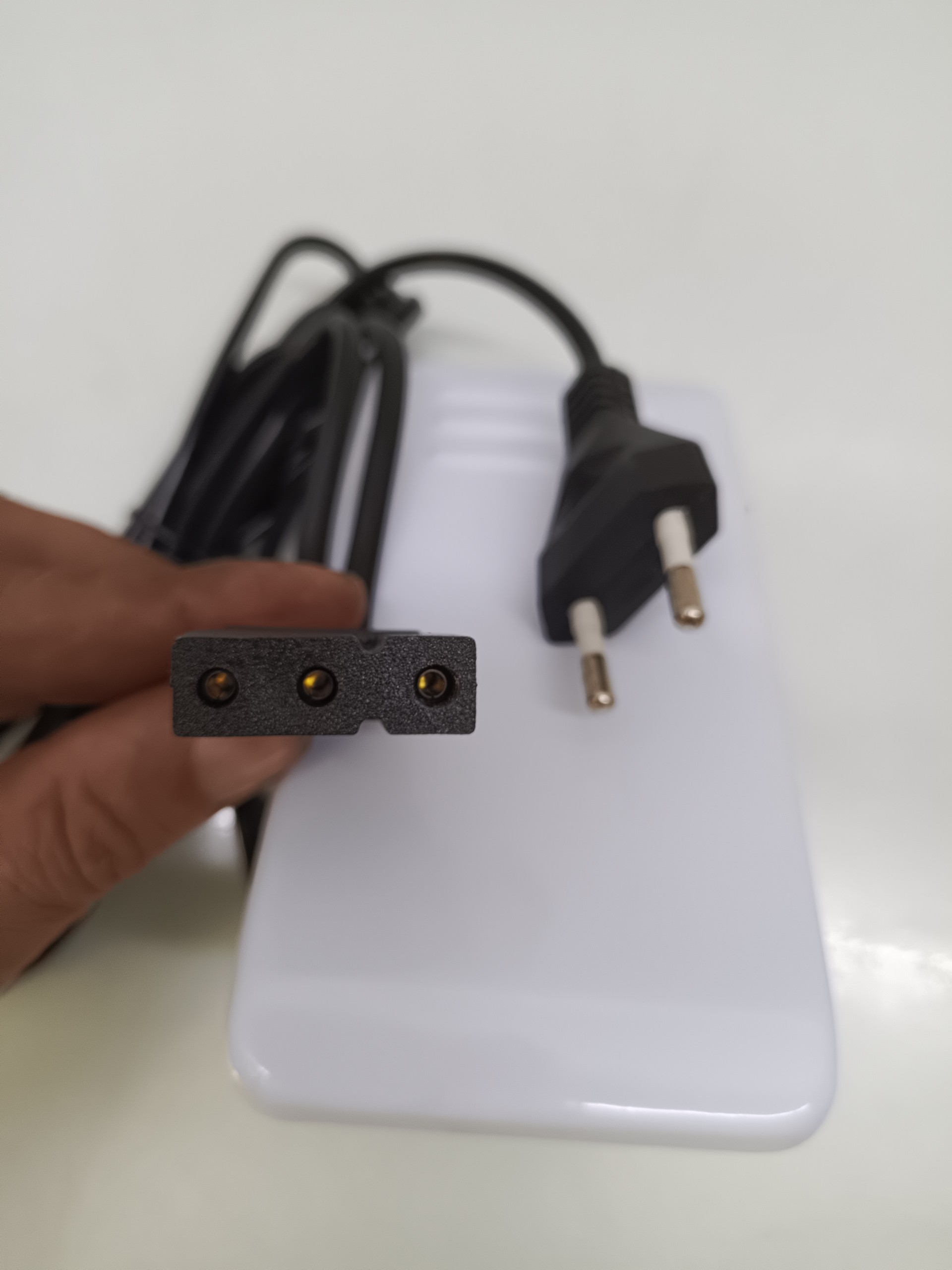 bàn đạp máy may gia đình