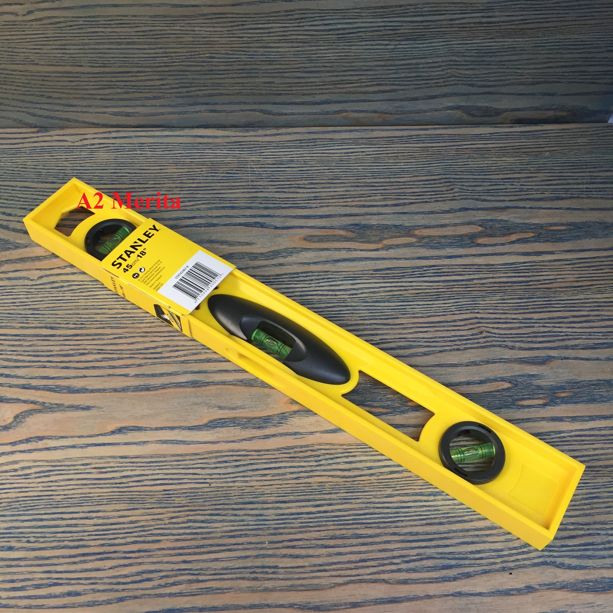 Thước thủy nhựa ABS 18"/45cm Stanley STHT42467-8 (THAILNAD)