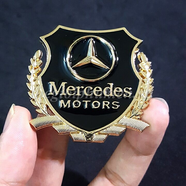 Bộ 2 Logo dạng Bông lúa theo xe Mercedes