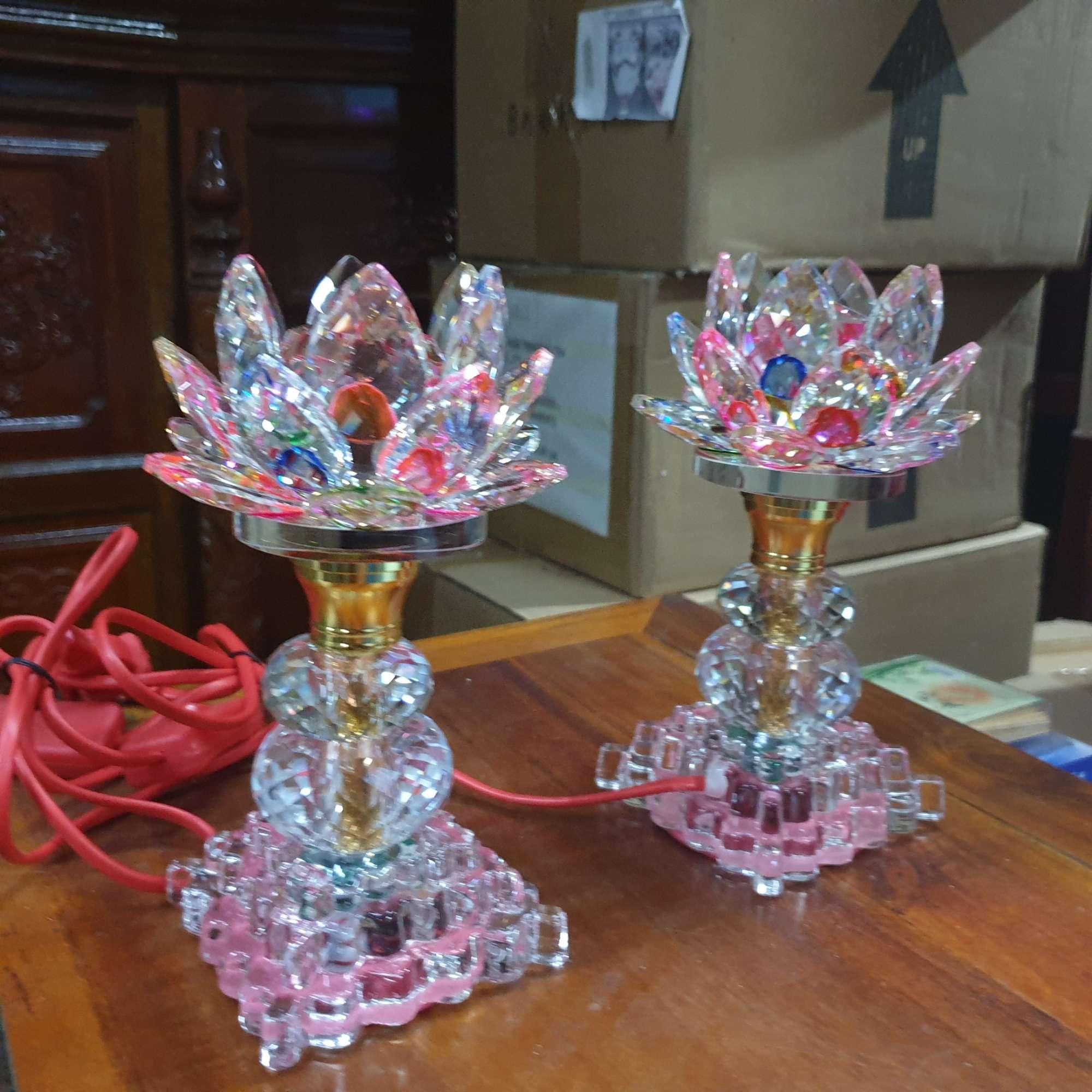 Cặp đèn thờ đá pha lê cao cấp tự động đổi 7 màu cao 18 cm
