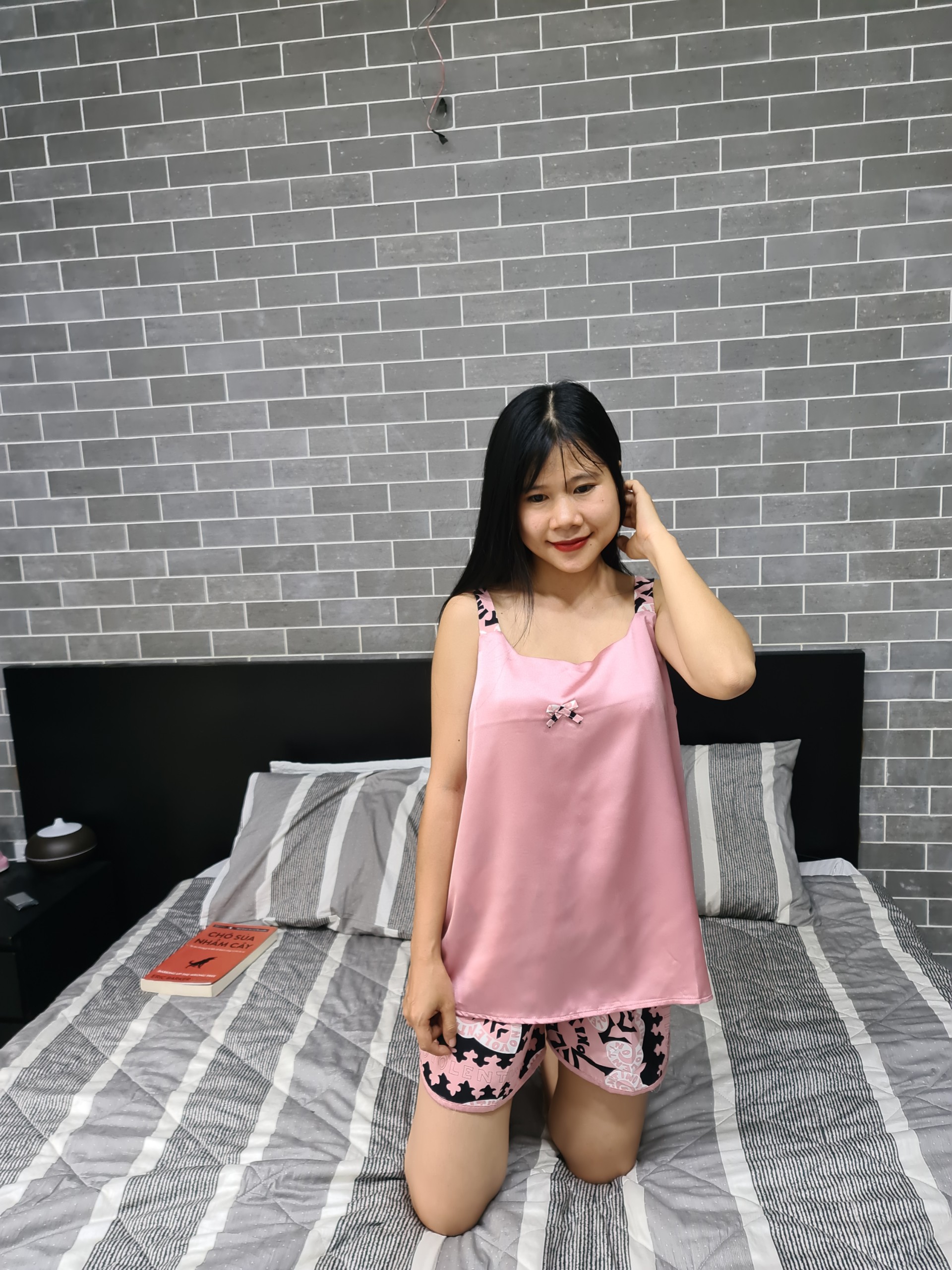 [HCM]Đồ bộ nữ mặc nhà lụa satin 2 dây cao cấp dưới 62kg