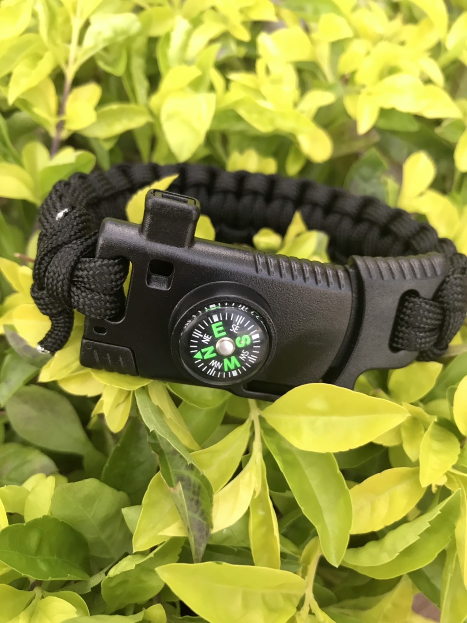 Vòng tay cứu sinh dã ngoại tích hợp còi la bàn