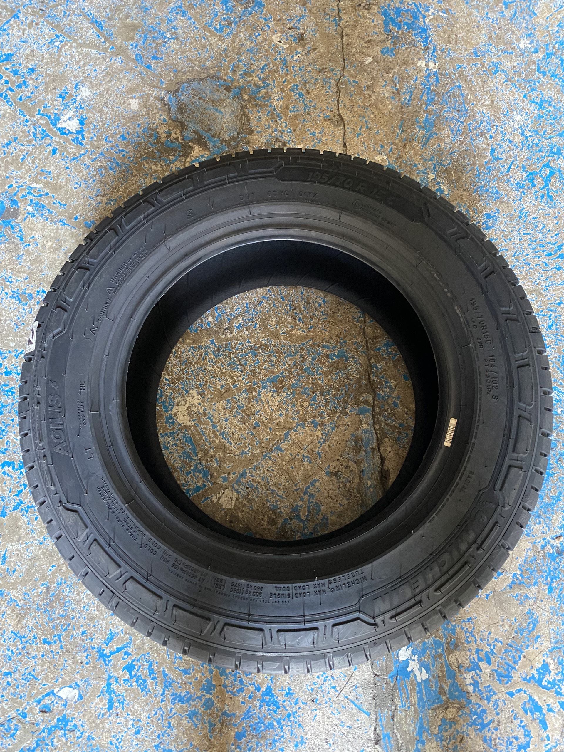 Lốp Michelin 195/70R15C Agilis