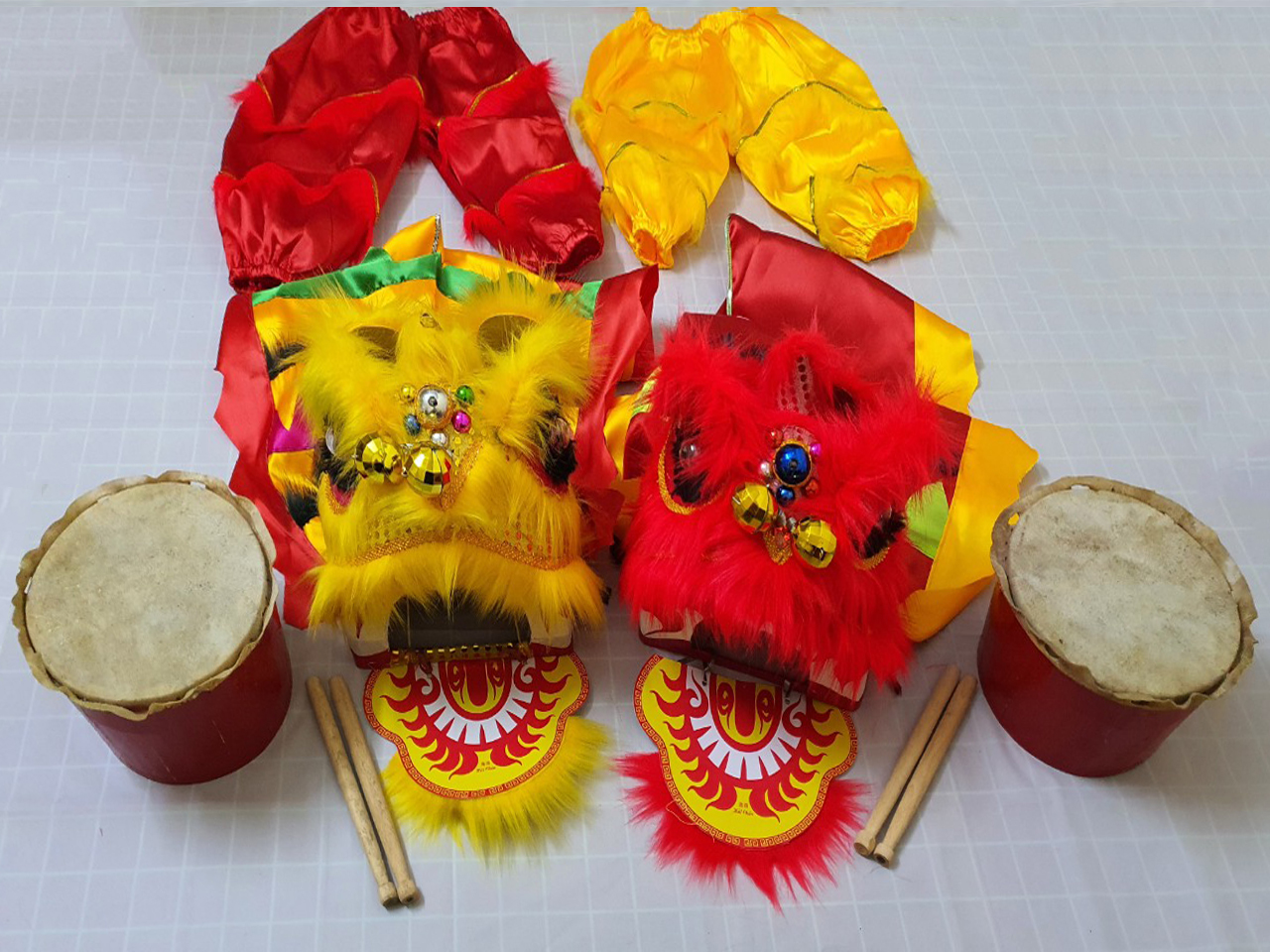 Combo Đầu Lân cho bé 4-7 tuổi, kèm Quần Lân