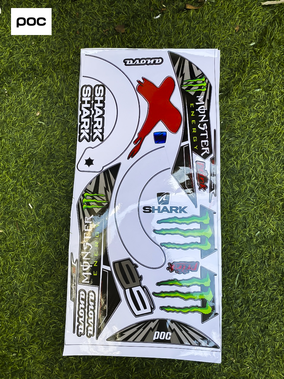 TEM DECAL SHARK V2 DÁN MŨ BẢO HIỂM FULLFACE