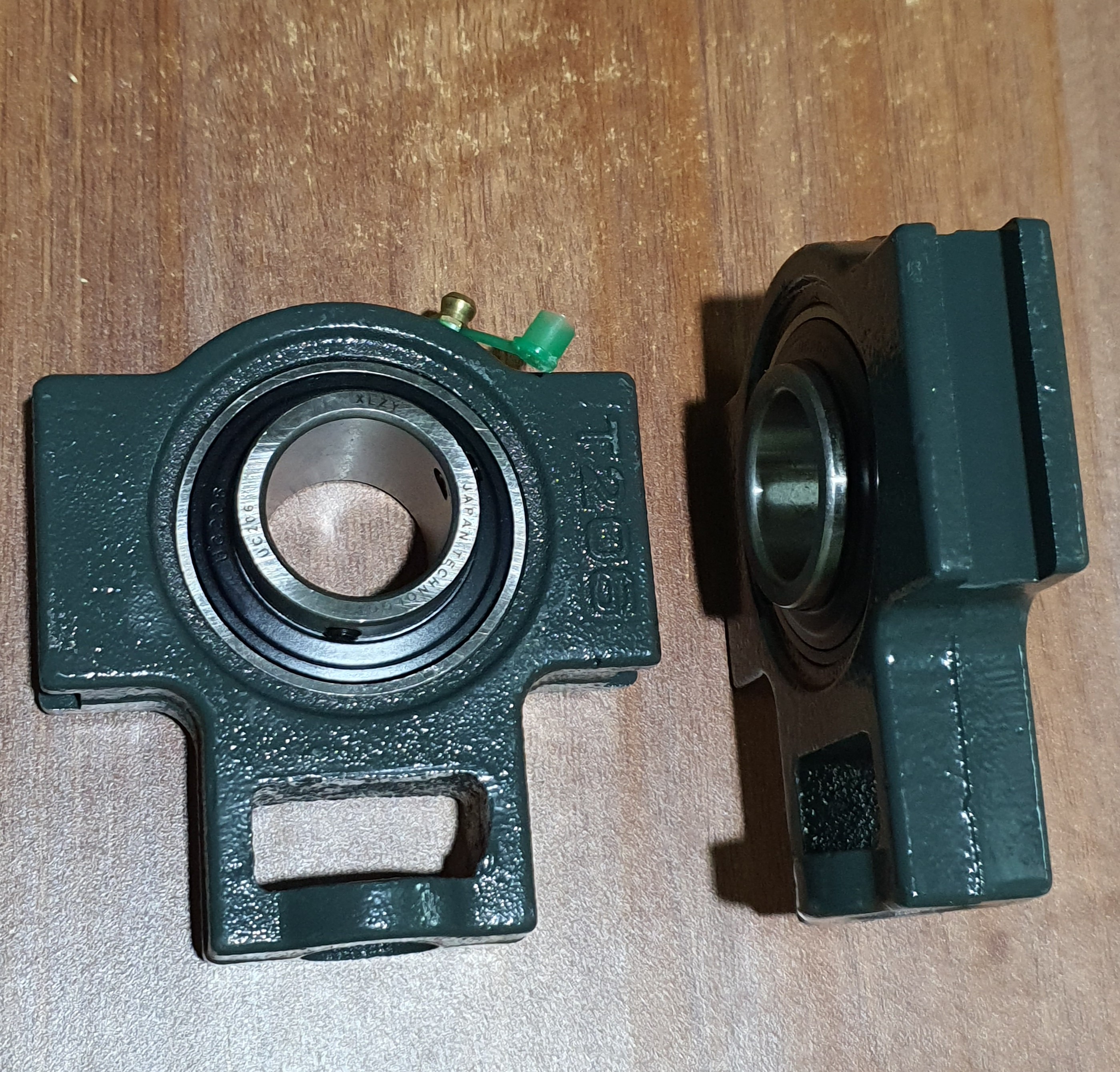 Gối đỡ vòng bi UCT 206