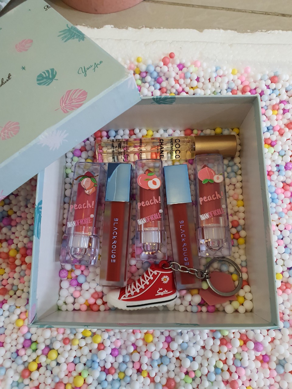 SET QUÀ KỈ NIỆM CHO CÁC BẠN GÁI