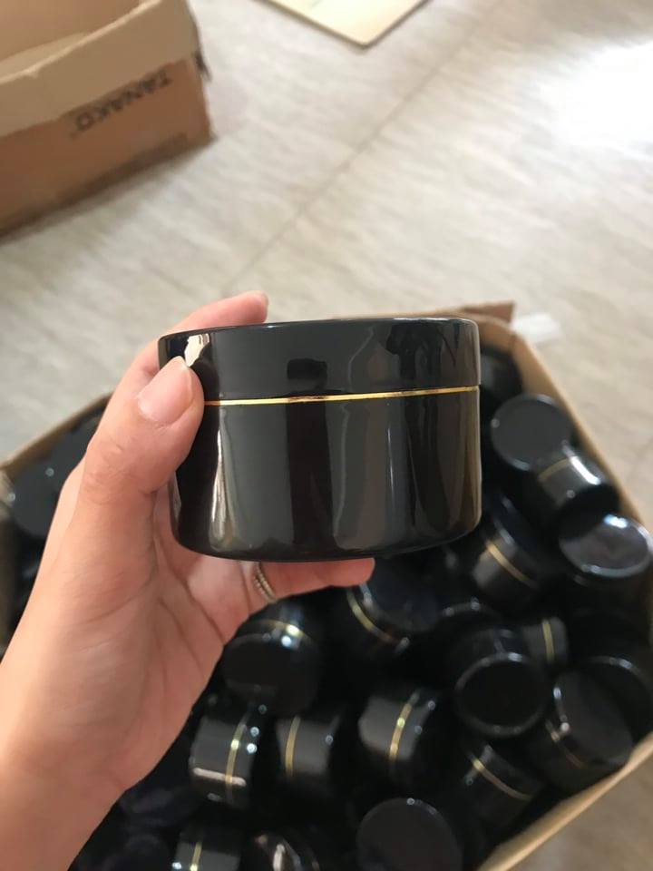 (Combo 10)HỦ NHỰA ĐỰNG KEM BODY 150gr (cân cả hủ)