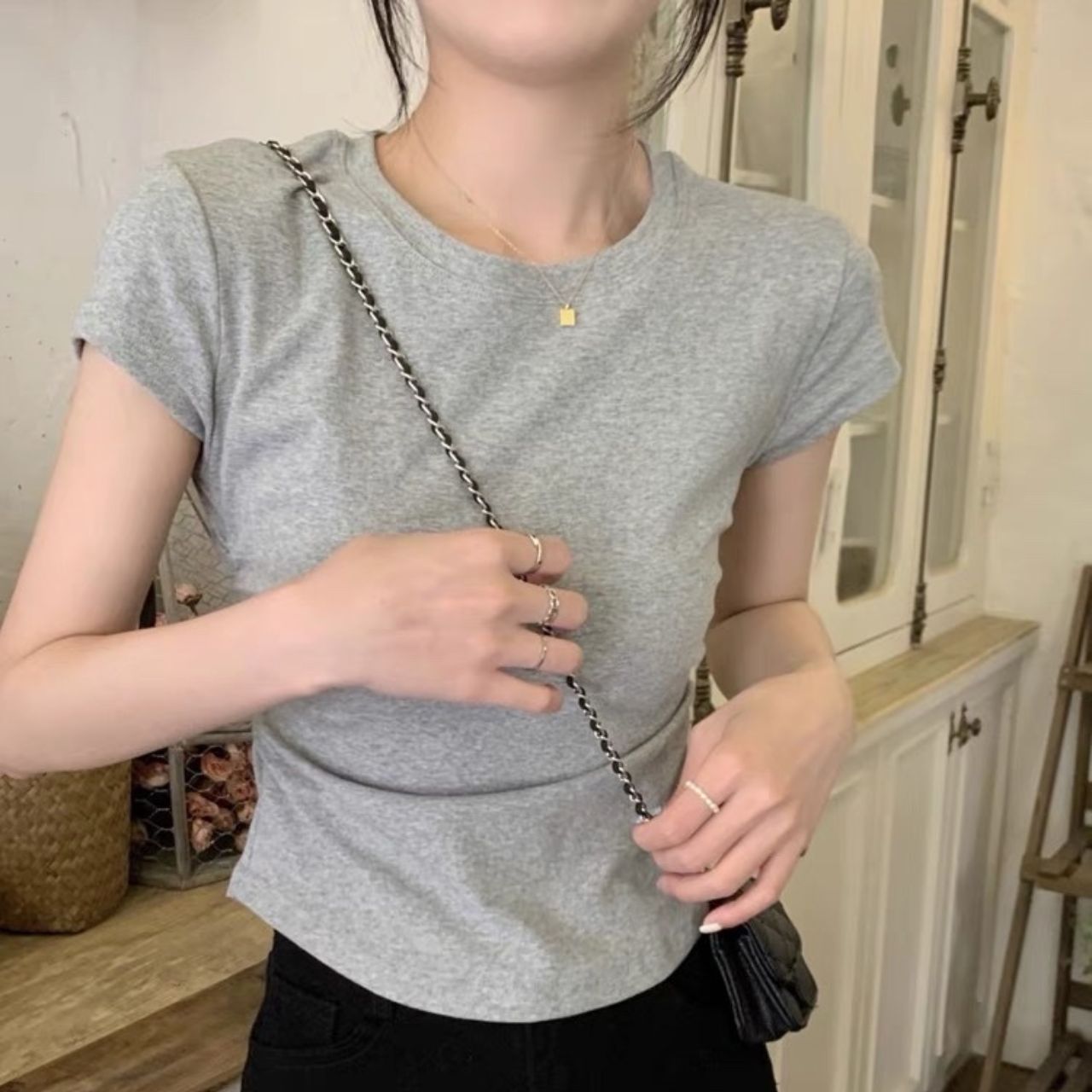 Áo thun nữ nhún eo vạt bầu A27