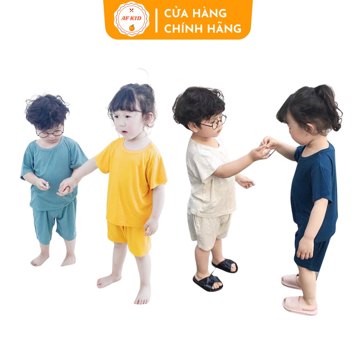 Quần áo trẻ em luôn làm bạn yêu thích bởi sự dễ thương và đáng yêu của chúng. Hãy cùng chiêm ngưỡng những bộ quần áo trẻ em tuyệt đẹp và đa dạng ở đây. Bạn sẽ không chịu được sự đáng yêu của chúng.