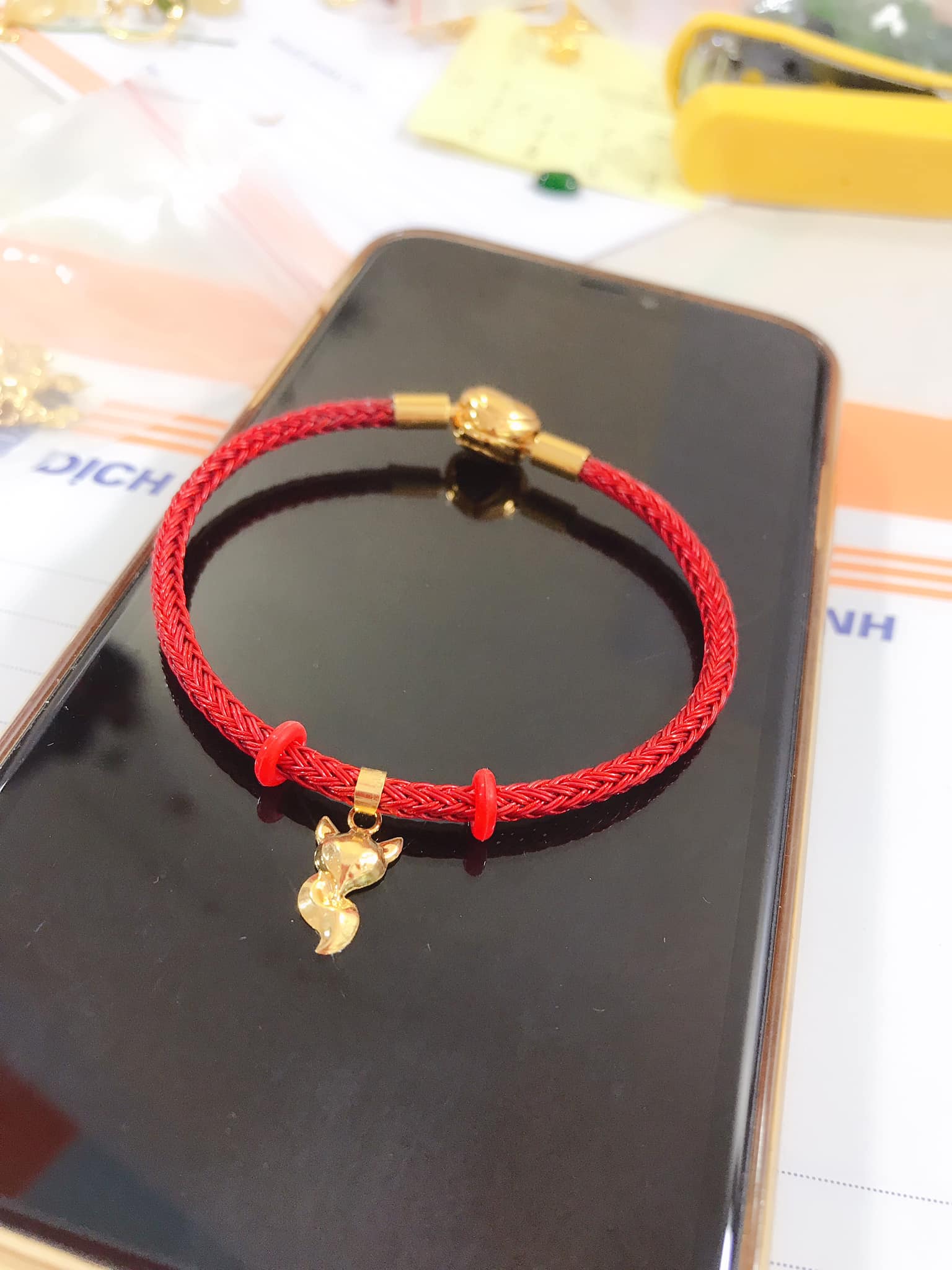 Mặt dây chuyền hồ ly vàng tây