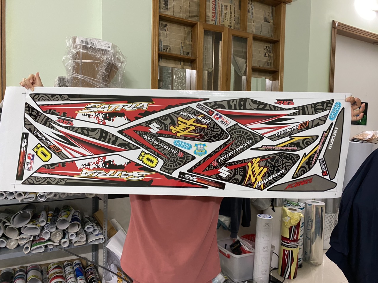 Tem xe Satria fi maya hayabusa đỏ đen