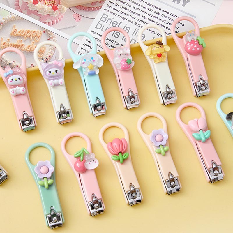 Bấm móng tay nhiều hình đáng yêu