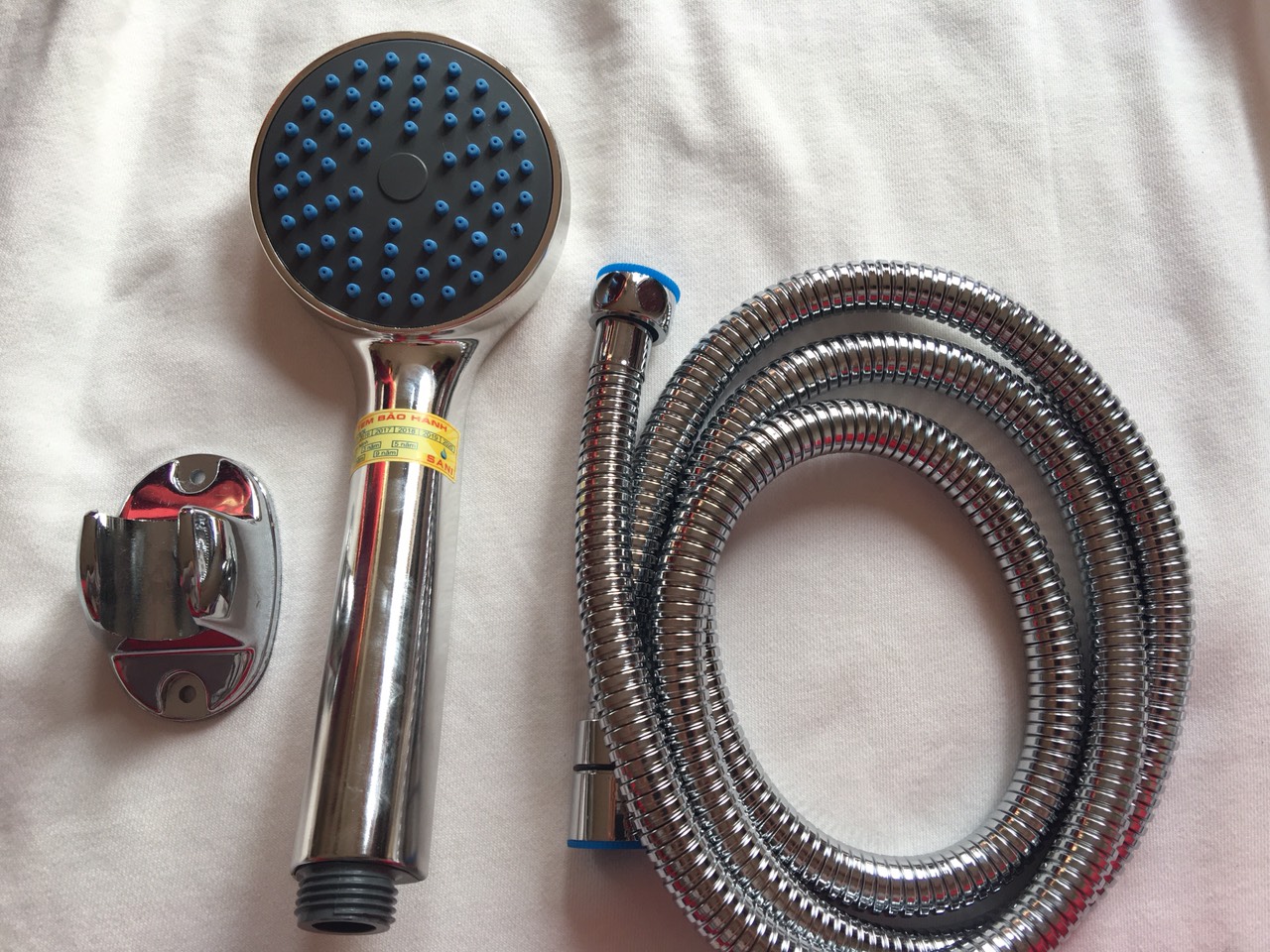 Đủ bộ vòi hoa sen tăng áp siêu rẻ
